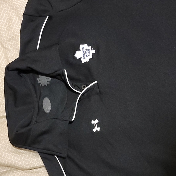 Toronto Maple Leafs under armour top - Picture 2 of 3